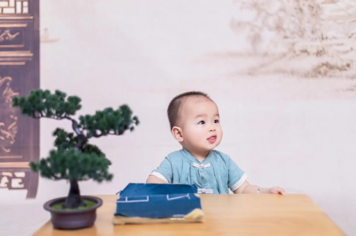 孝昌怎么给宝宝称体重